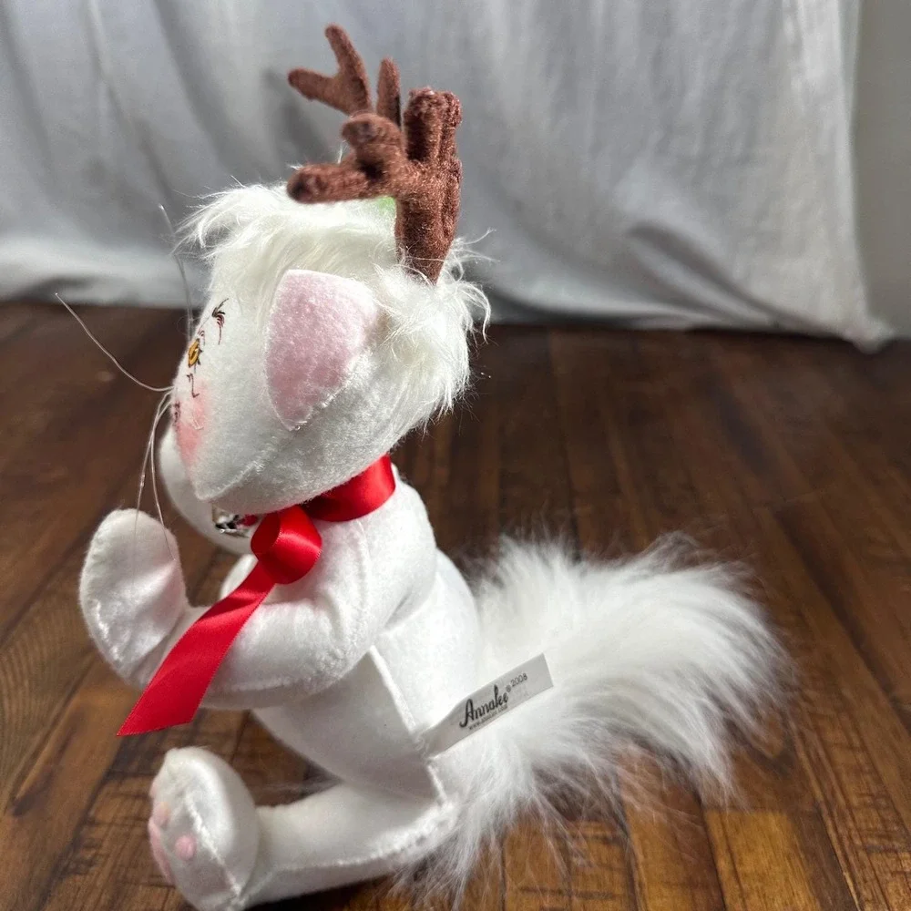 Annalee 2008 Christmas White Cat Reindeer Plush Jingle Bell Retired Vintage  Y2K